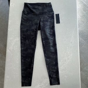 ARX black camo crop leggings